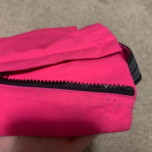 Snowpants - Picture 2 of 9